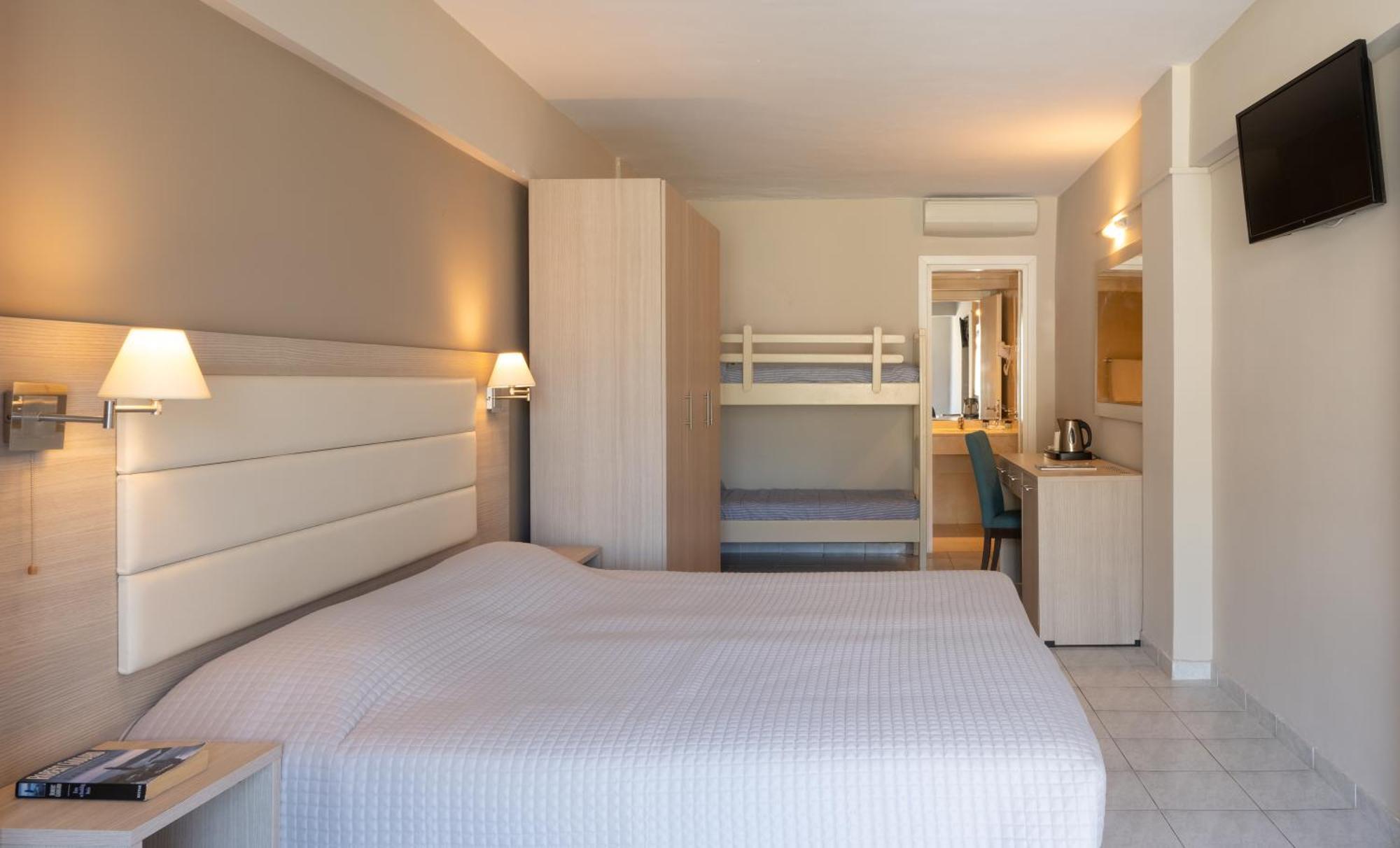 Hotel Mitsis Messonghi Moraḯtika Esterno foto