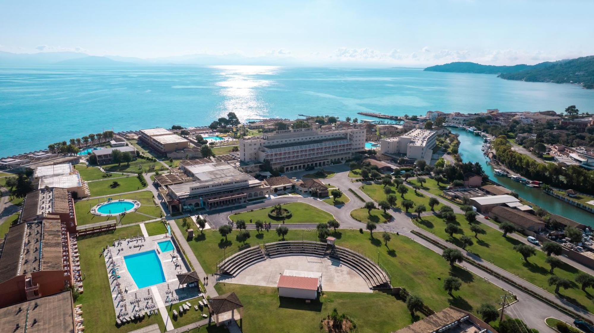 Hotel Mitsis Messonghi Moraḯtika Esterno foto